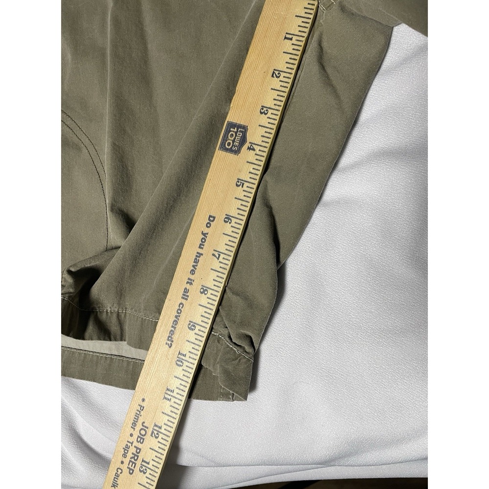 Kuhl Born in the Mountains Khaki Shorts Gray Men's Side Zip Pockets Size 36 EUC - Picture 6 of 12